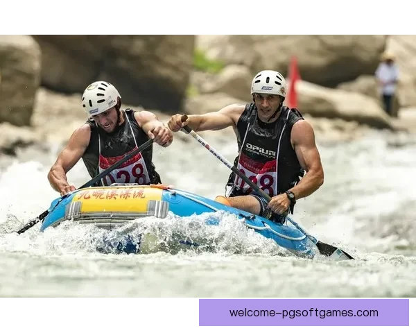 划桨疾风，争奇斗艳：皮划艇大奖赛盛况描绘